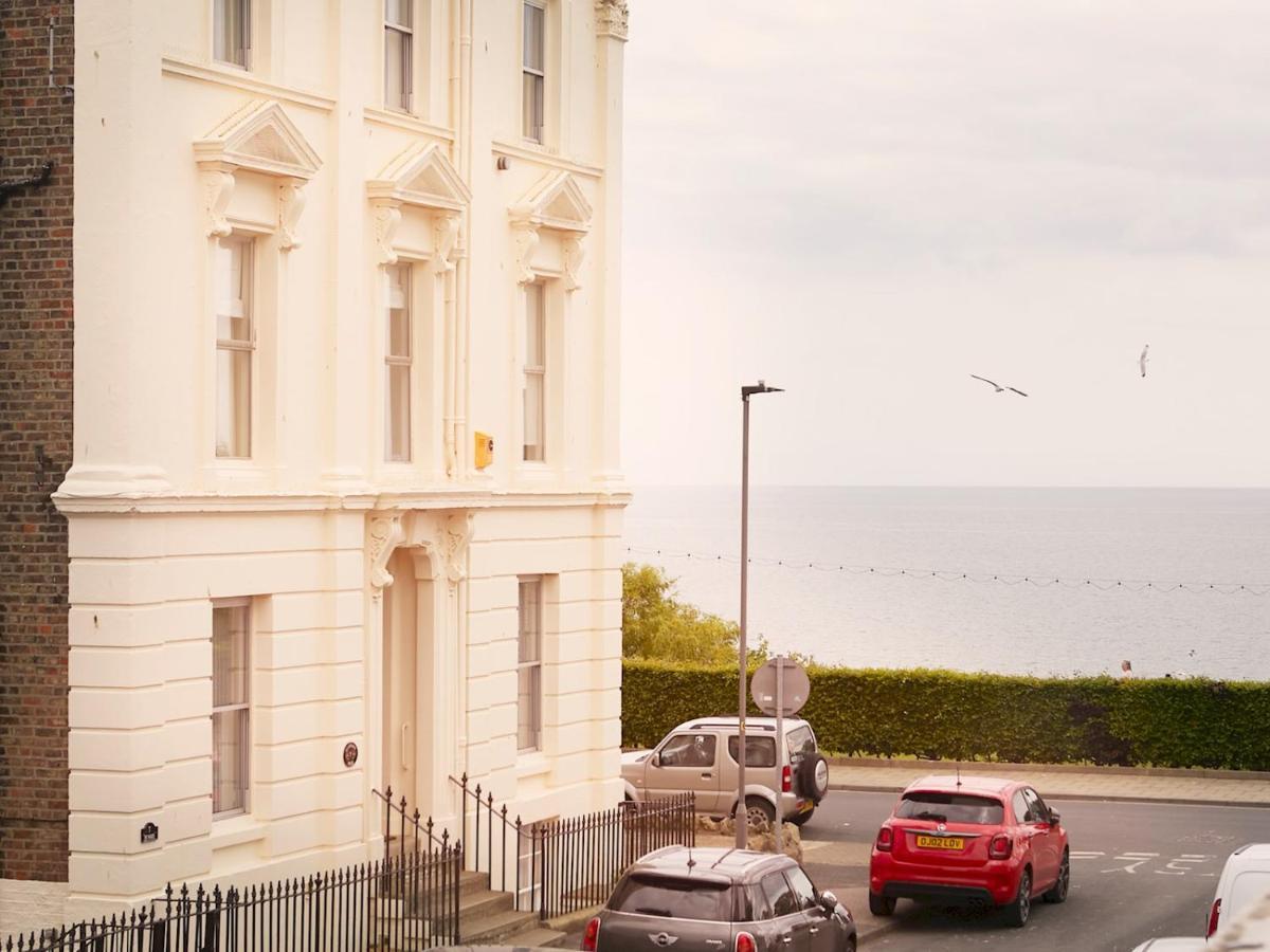 Pass The Keys Amazing 2 Bedroom Home In The Seaside Town Filey Exterior photo